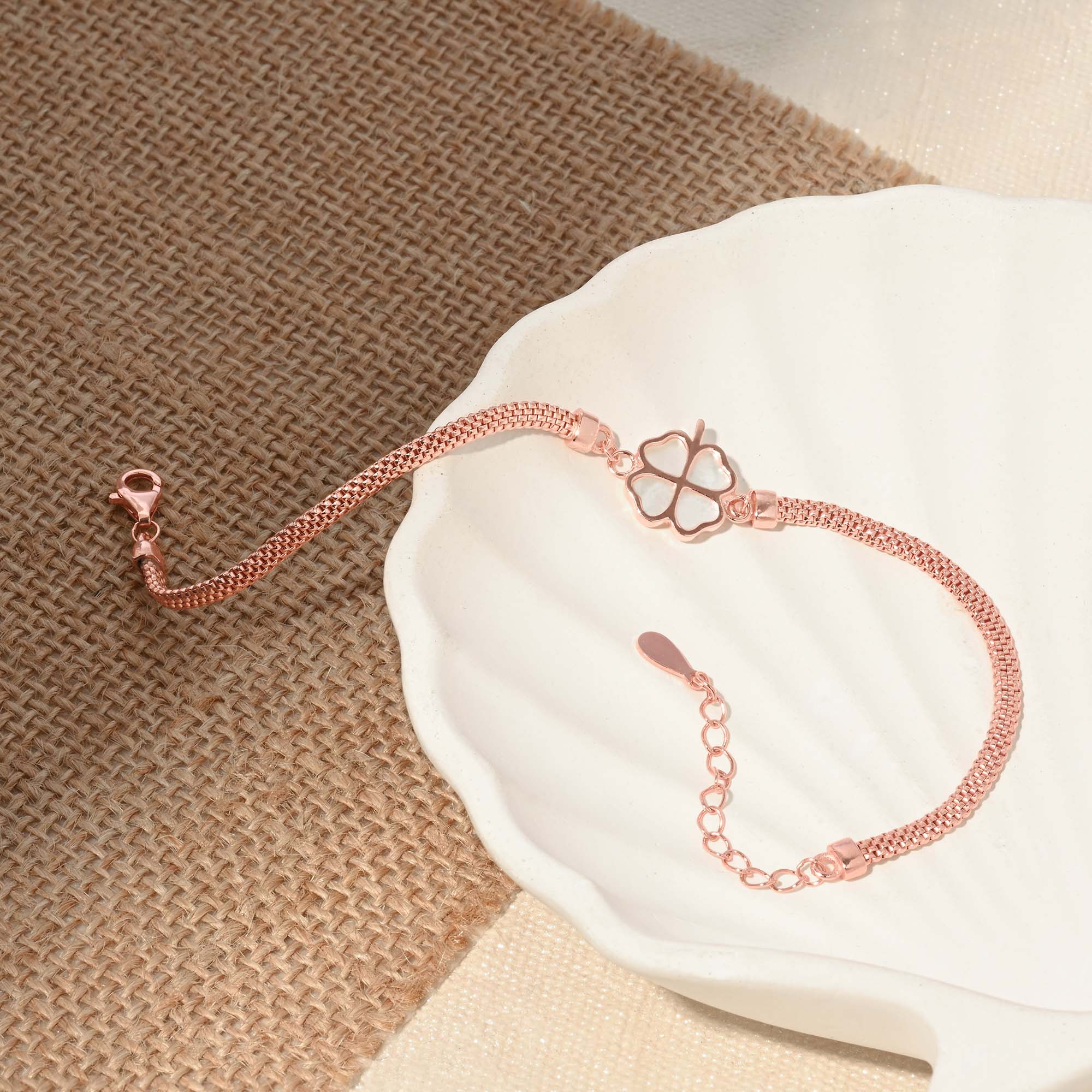 Clover Charm Mesh Silver Bracelet