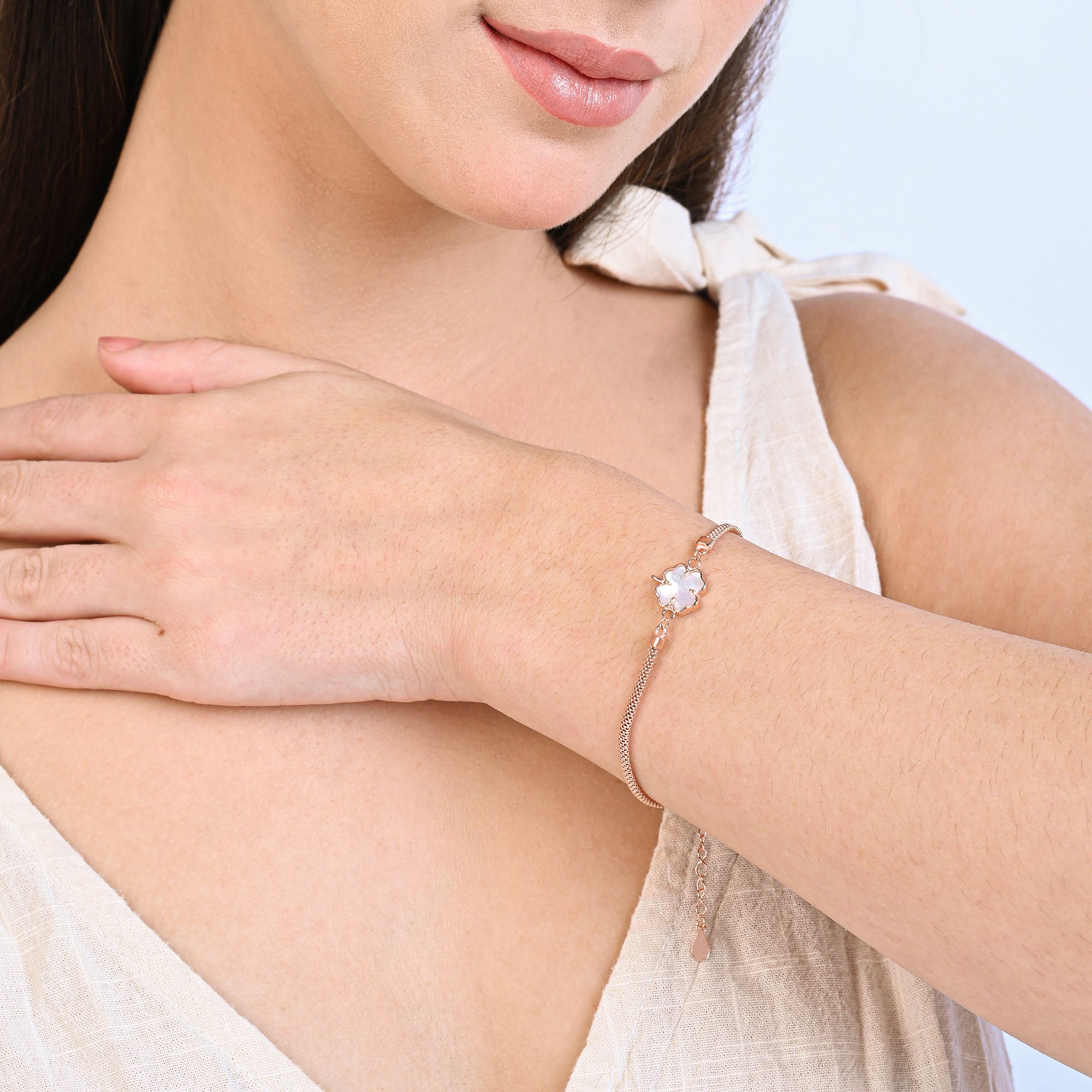 Clover Charm Mesh Silver Bracelet