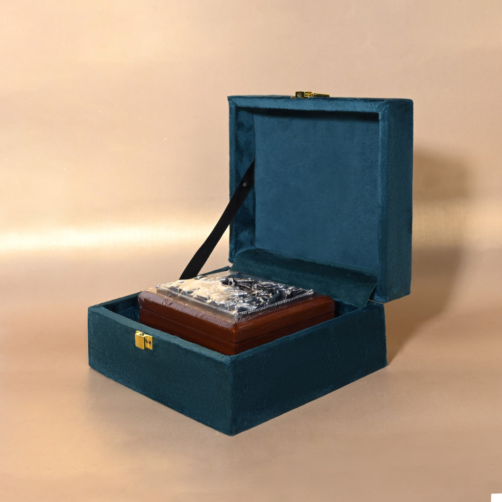 999 Silver Motif Dry Fruits Box